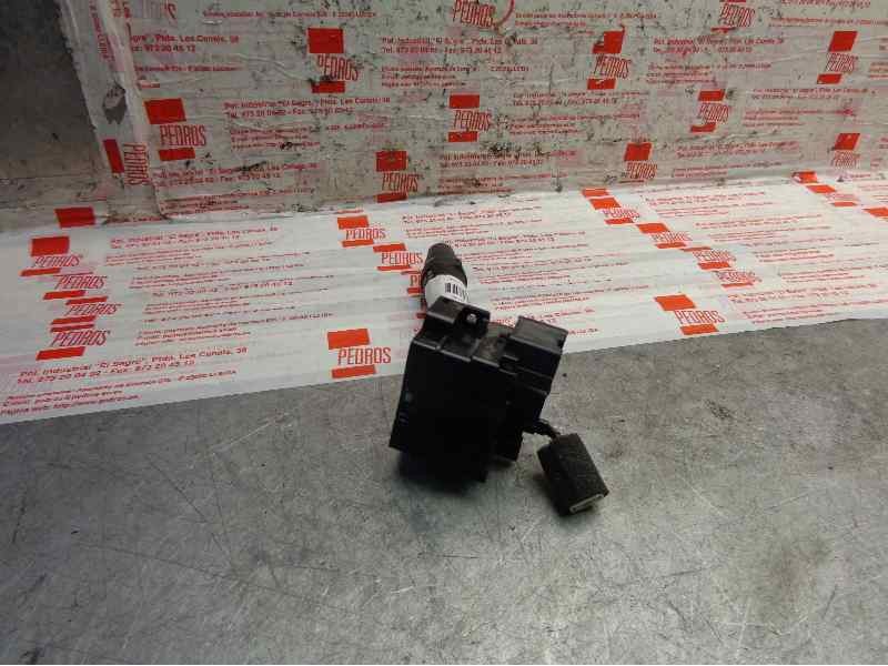 Recambio de mando luces para nissan np300 pick-up (lcd22) 2.5 16v turbodiesel cat referencia OEM IAM   