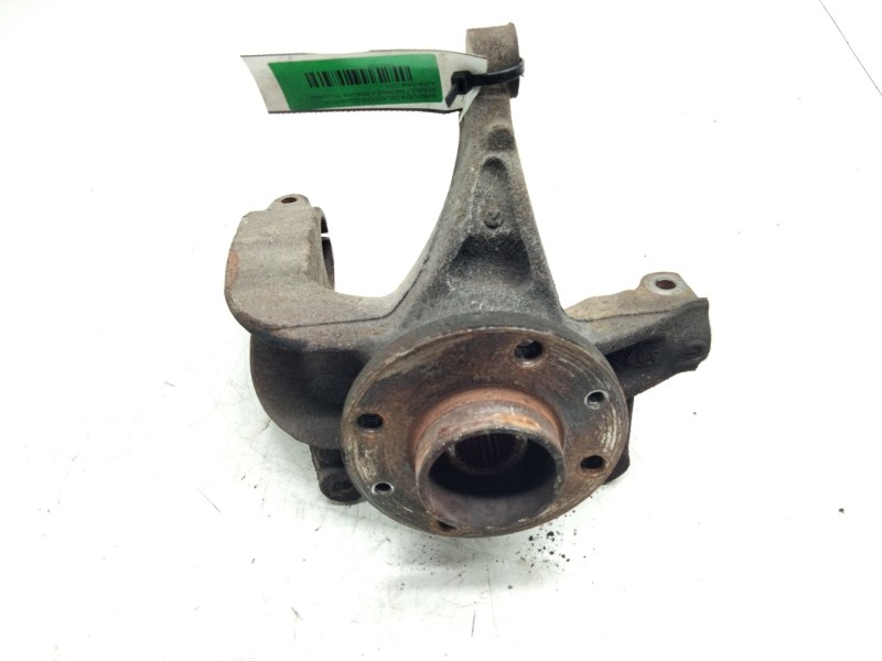 Recambio de mangueta delantera izquierda para renault megane ii berlina 3p confort authentique referencia OEM IAM   