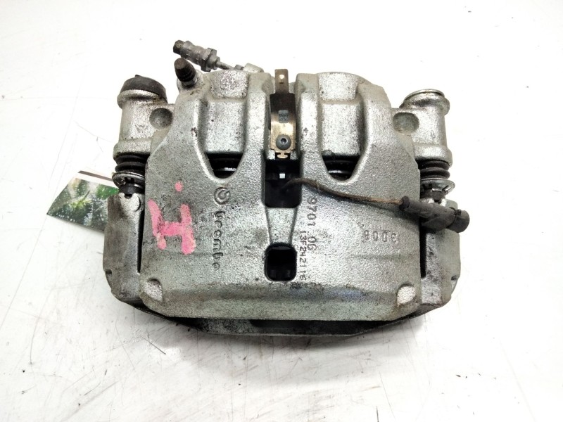 Recambio de pinza freno delantera izquierda para nissan cabstar 35.14 referencia OEM IAM 3008  