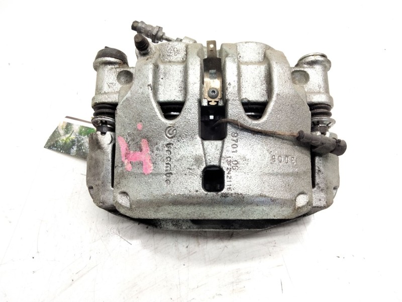 Recambio de pinza freno delantera izquierda para nissan cabstar 35.14 referencia OEM IAM 3008  