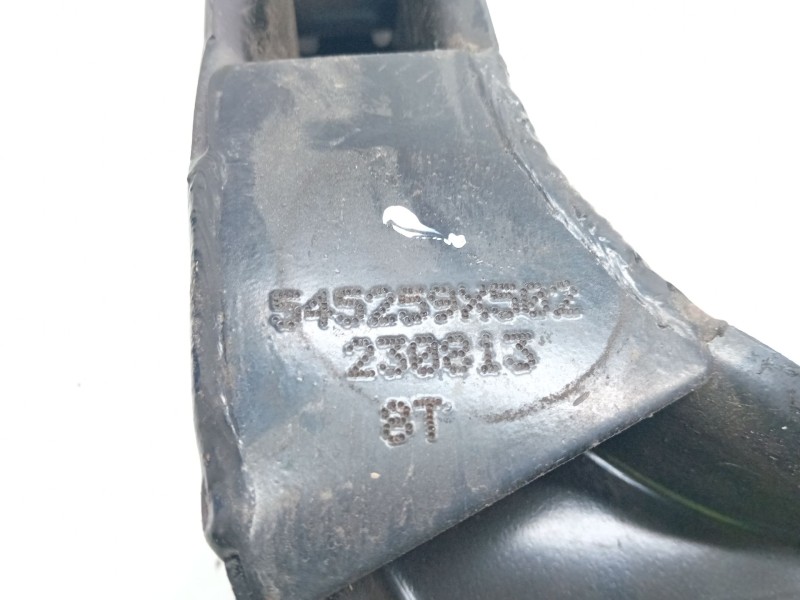 Recambio de brazo suspension superior delantero izquierdo para nissan cabstar 45.14 referencia OEM IAM 545259X502  