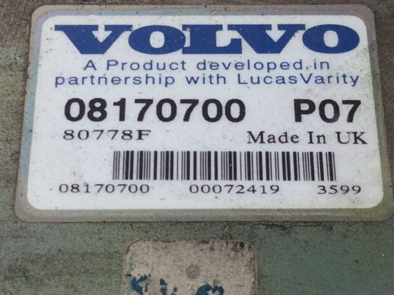Recambio de centralita motor uce para volvo fm 12 2002 referencia OEM IAM 08170700  