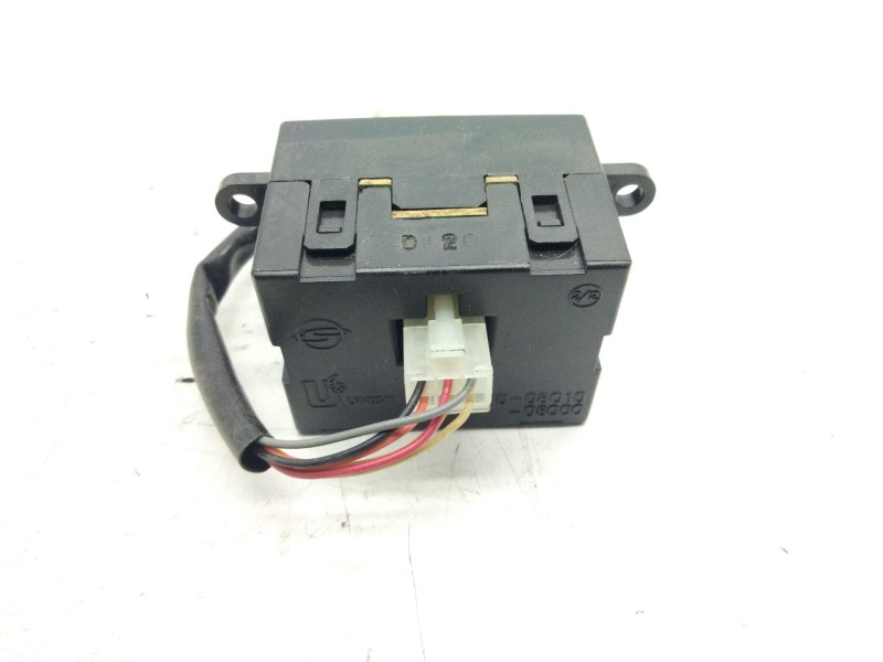 Recambio de mando multifuncion para ssangyong rexton referencia OEM IAM 8111008010  