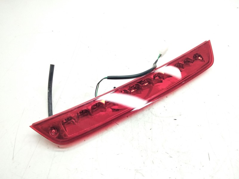 Recambio de luz central de freno para hyundai coupe (gk) 1.6 fx referencia OEM IAM 9270007000  