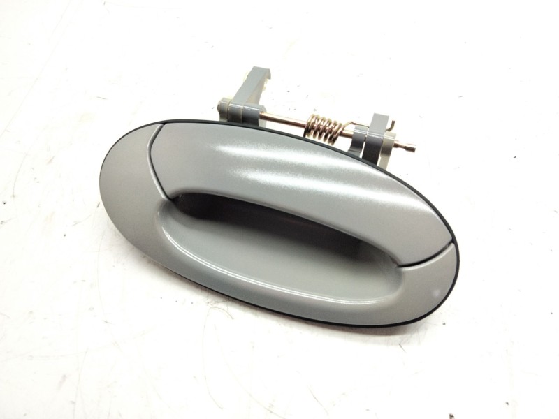 Recambio de maneta exterior trasera derecha para hyundai lantra (j1) referencia OEM IAM 8366029000  