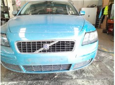 volvo s40 berlina del año 2005