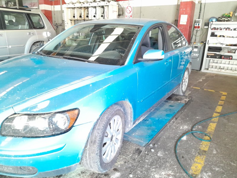 volvo s40 berlina del año 2005