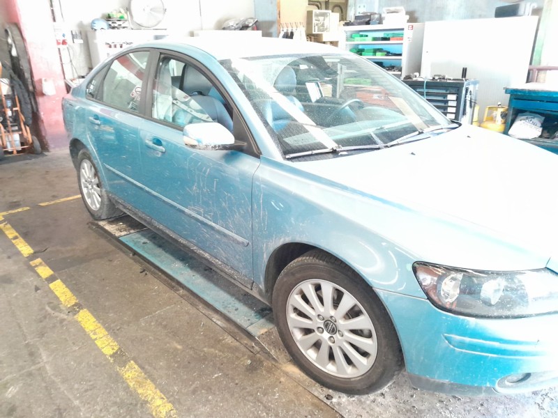 volvo s40 berlina del año 2005