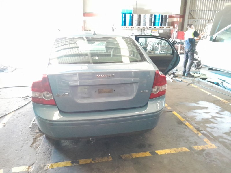 volvo s40 berlina del año 2005