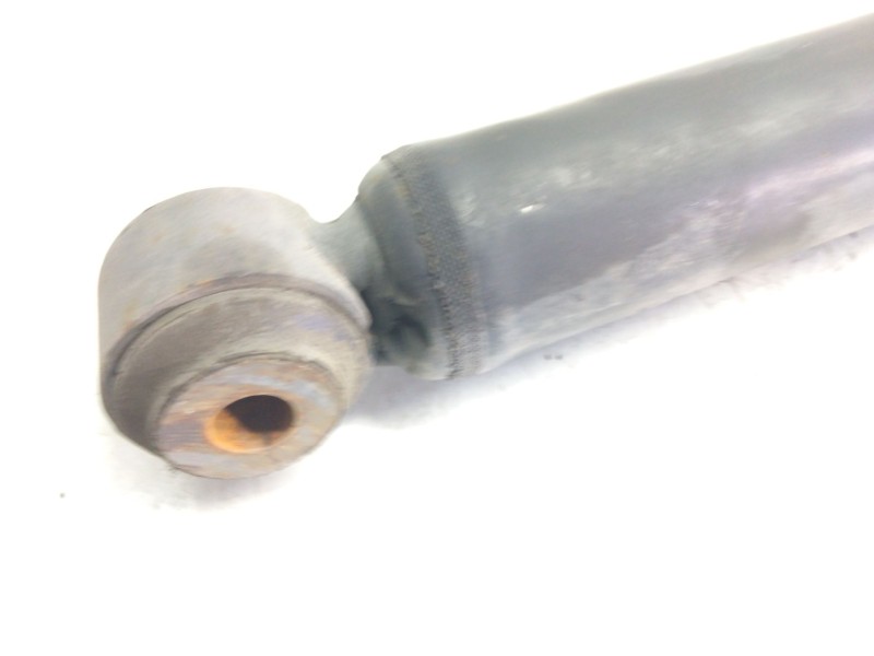 Recambio de amortiguador trasero izquierdo para mazda cx-5 2.0 cat referencia OEM IAM KV8M28700A  