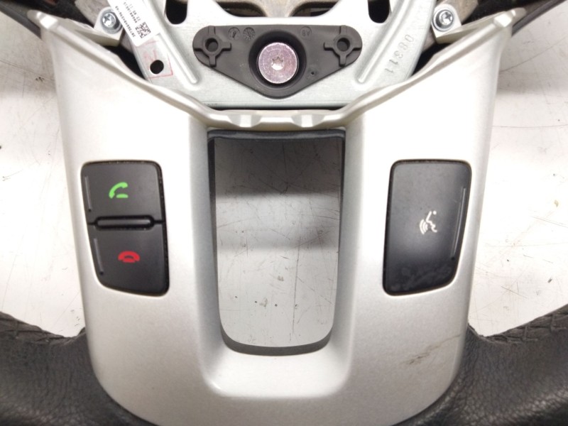 Recambio de volante para kia sportage 1.7 crdi cat referencia OEM IAM 561103U750EQ  