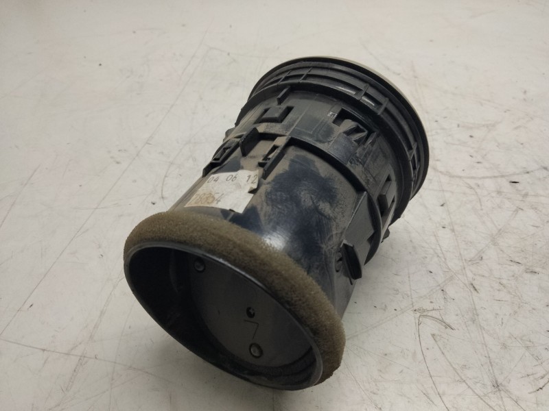 Recambio de aireador izquierdo para nissan qashqai+2 (jj10) acenta referencia OEM IAM   