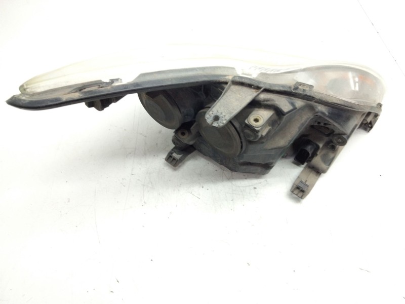 Recambio de faro derecho para ford focus lim. (cb4) referencia OEM IAM 8M5113W030AF  