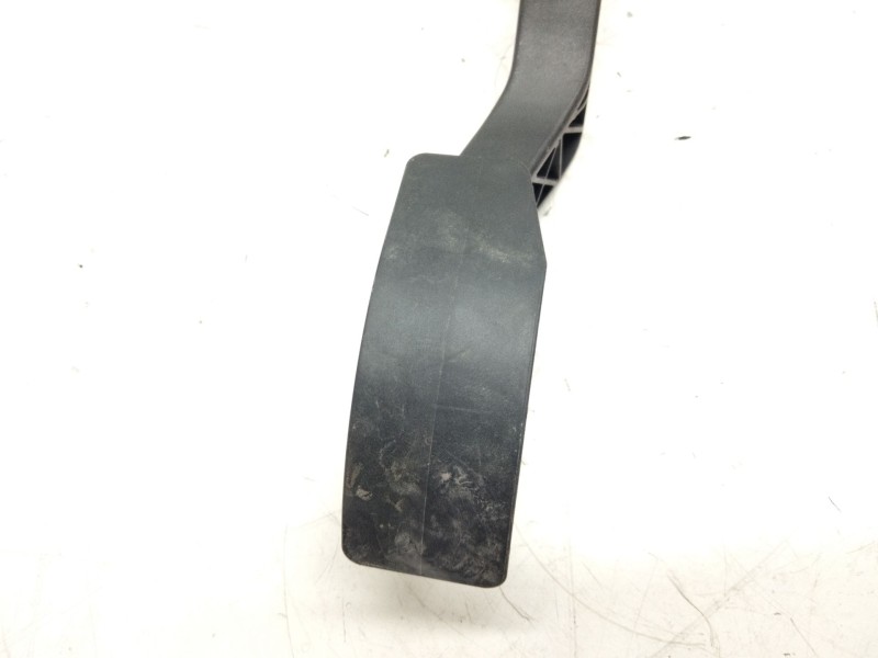 Recambio de pedal acelerador para hyundai matrix (fc) referencia OEM IAM 3270517050  