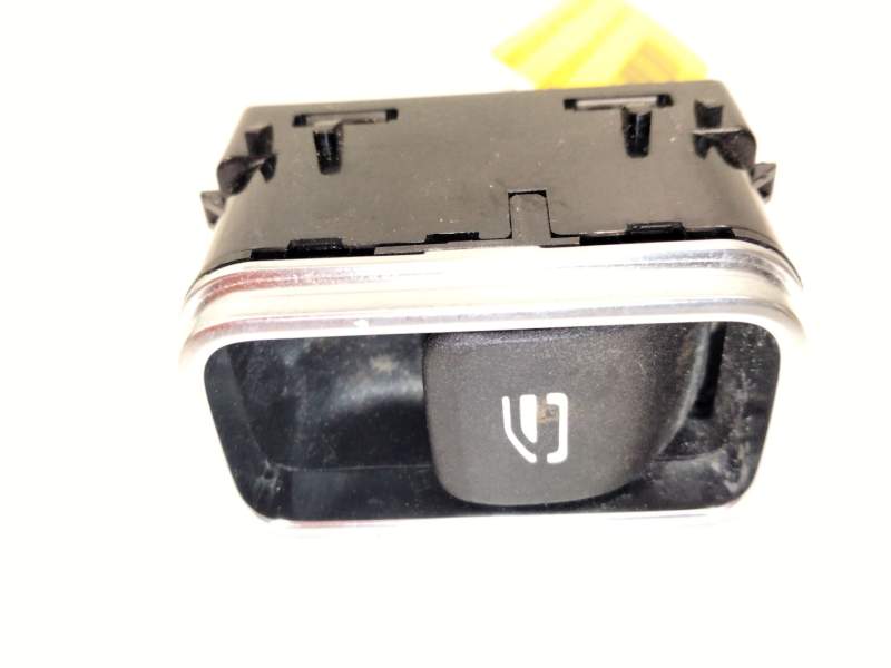 Recambio de mando elevalunas trasero derecho para mercedes-benz gla (h247) gla 200 (247.787) referencia OEM IAM A1679050201  