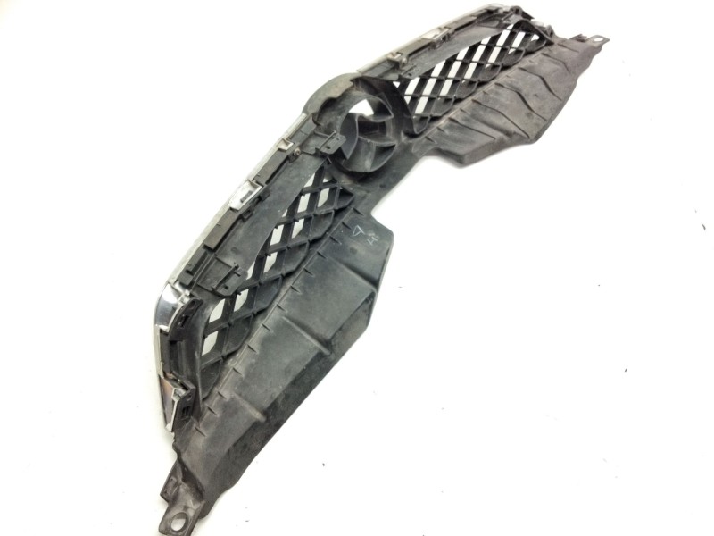 Recambio de rejilla delantera para mazda 5 berl. (cr) 2.0 crtd active+ (105kw) referencia OEM IAM C23550712  