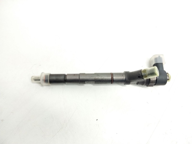 Recambio de inyector para hyundai h1 2.5 crdi cat referencia OEM IAM 338004A000  