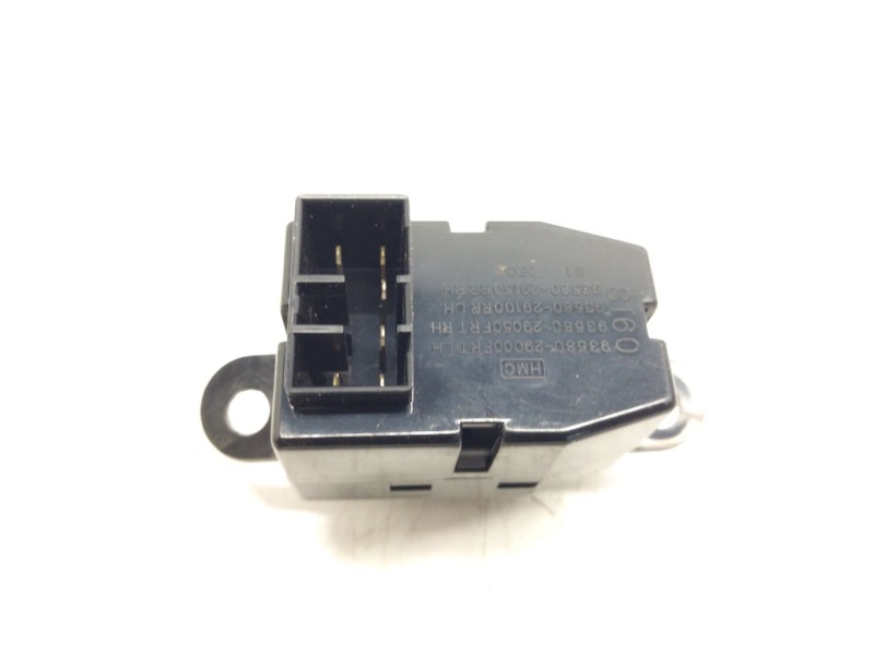 Recambio de mando elevalunas delantero derecho para hyundai elantra referencia OEM IAM 9358029150  