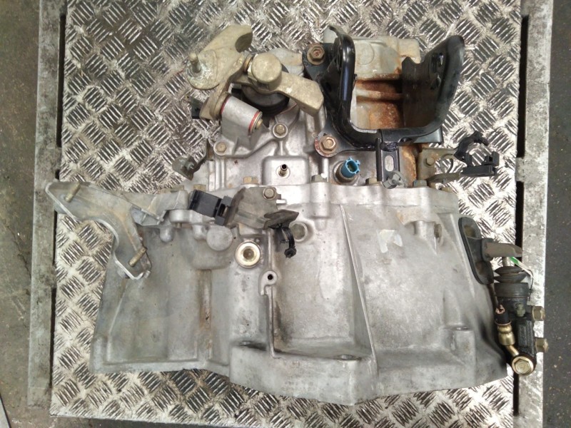 Recambio de caja cambios para nissan x-trail (t30) 2.2 dci diesel cat referencia OEM IAM 8H5  