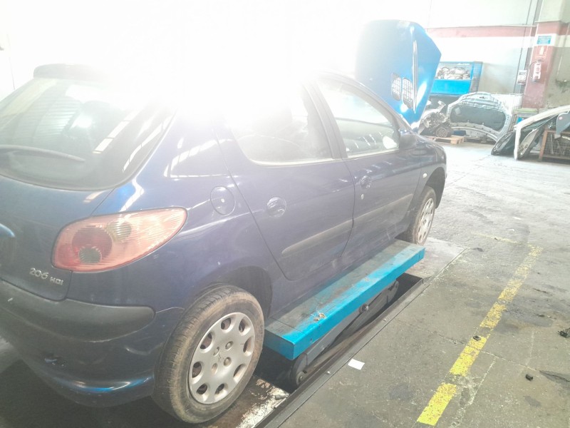 peugeot 206 berlina del año 2003