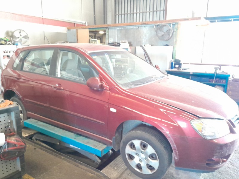 kia cerato del año 2006