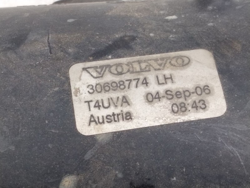 Recambio de faro antiniebla izquierdo para volvo s80 berlina d5 executive referencia OEM IAM 30698774  