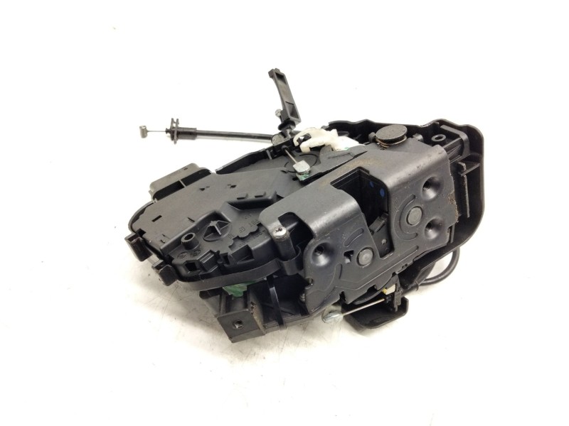 Recambio de cerradura puerta delantera derecha para volvo s80 berlina d5 executive referencia OEM IAM 30784487  