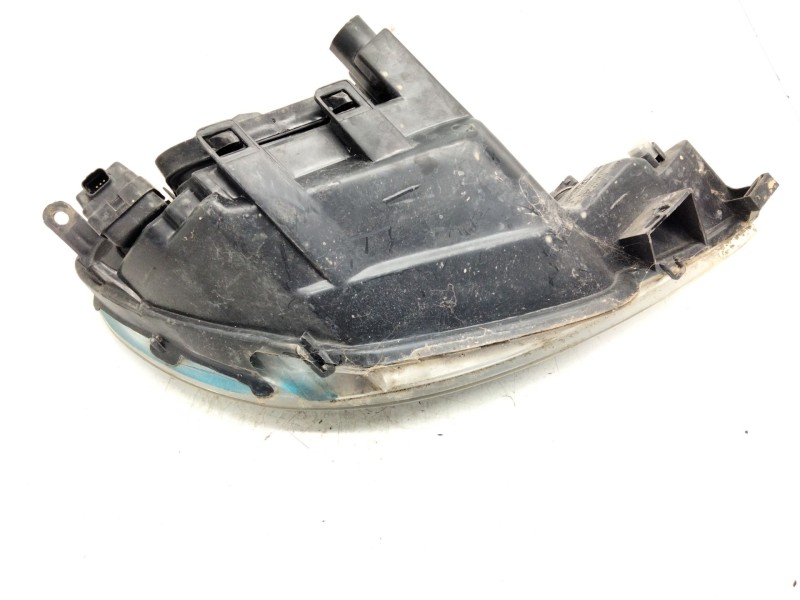 Recambio de faro izquierdo para peugeot 206 berlina 1.4 hdi referencia OEM IAM   