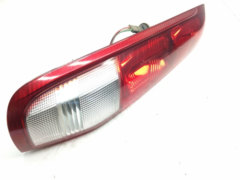 Recambio de piloto trasero izquierdo para nissan x-trail (t30) luxury (a,e) referencia OEM IAM   