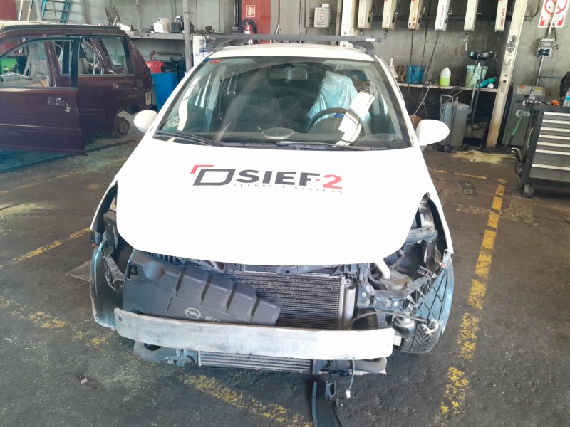 opel corsa d del año 2007