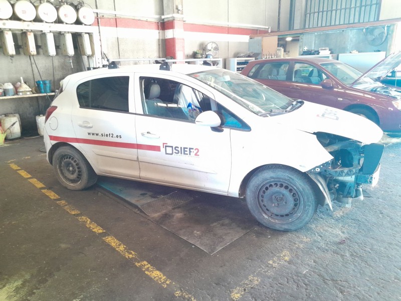 opel corsa d del año 2007