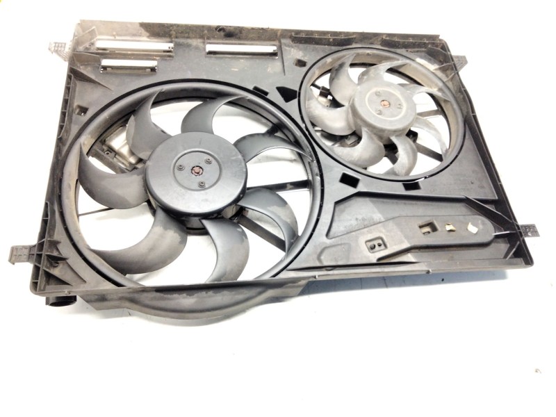 Recambio de electroventilador para volvo s80 berlina d5 executive referencia OEM IAM 30792183  