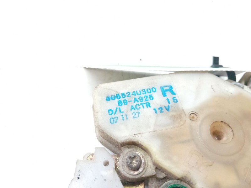 Recambio de cerradura puerta trasera derecha para nissan x-trail (t30) luxury (a,e) referencia OEM IAM 805524U300  