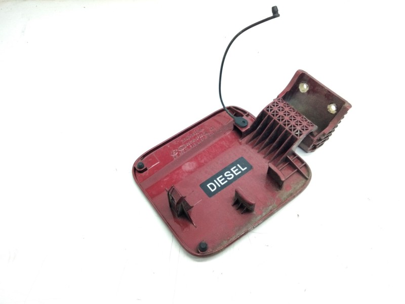 Recambio de tapa exterior combustible para kia cerato 2.0 ex crdi familiar (5-ptas.) referencia OEM IAM 695102F200  