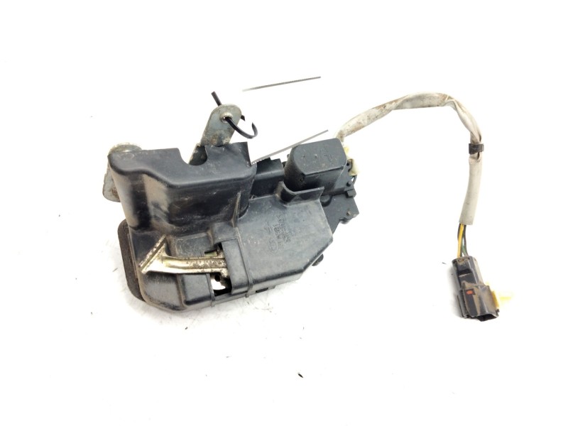 Recambio de cerradura puerta trasera derecha para kia cerato 2.0 ex crdi familiar (5-ptas.) referencia OEM IAM   