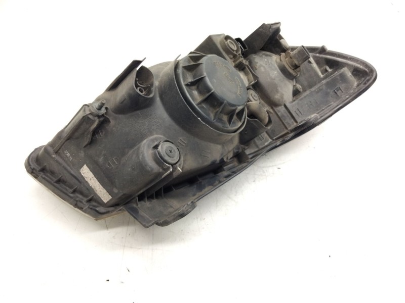 Recambio de faro izquierdo para kia cerato 2.0 ex crdi familiar (5-ptas.) referencia OEM IAM   