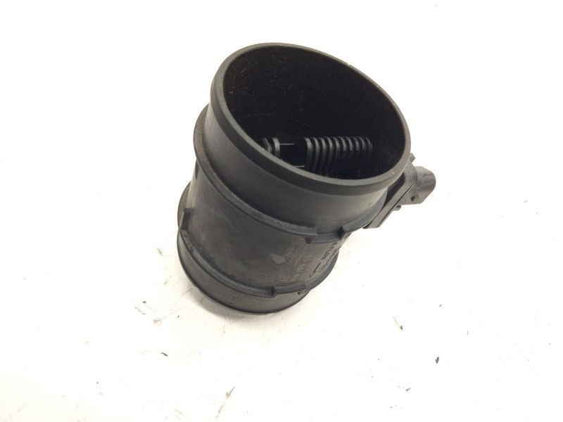 Recambio de caudalimetro para opel corsa d color edition referencia OEM IAM 55561912  