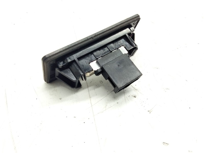 Recambio de piloto matricula para audi a4 berlina (8e) 2.0 tdi quattro (dpf) (103kw) referencia OEM IAM   