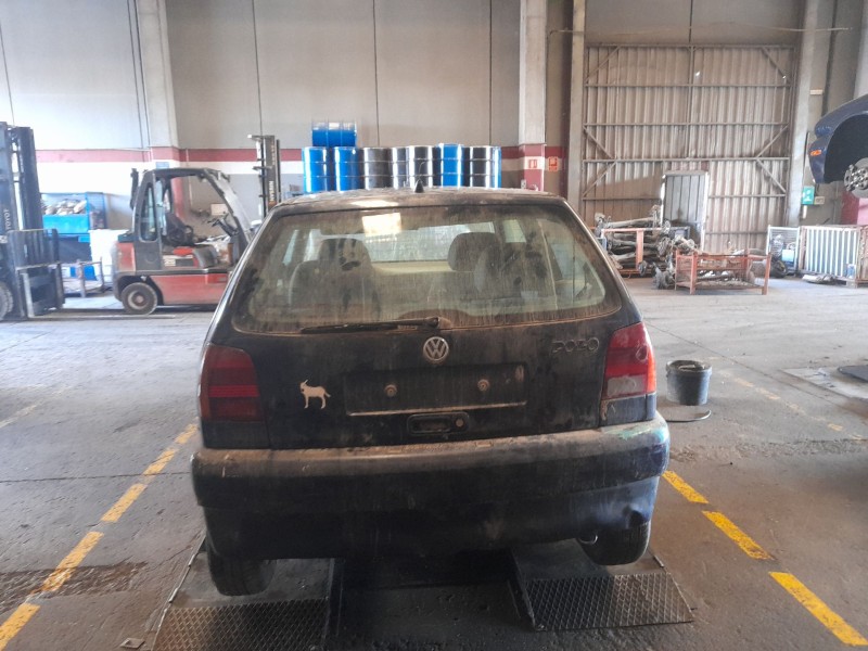volkswagen polo berlina (6n1) del año 1995