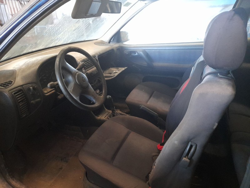 volkswagen polo berlina (6n1) del año 1995