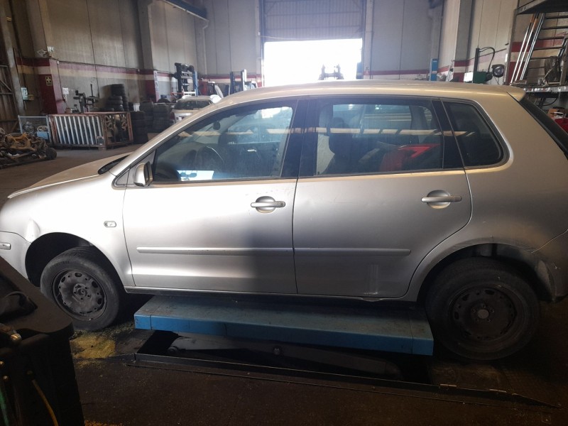 volkswagen polo (9n1) del año 2002