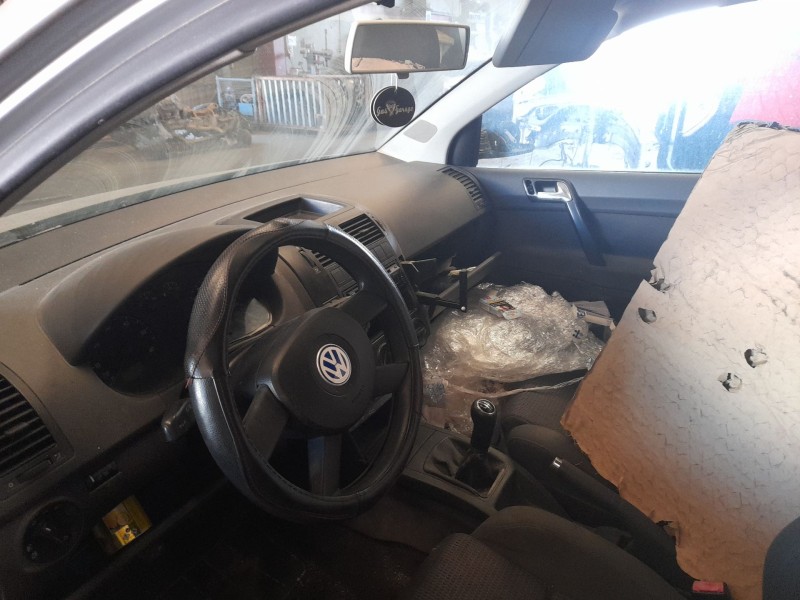 volkswagen polo (9n1) del año 2002