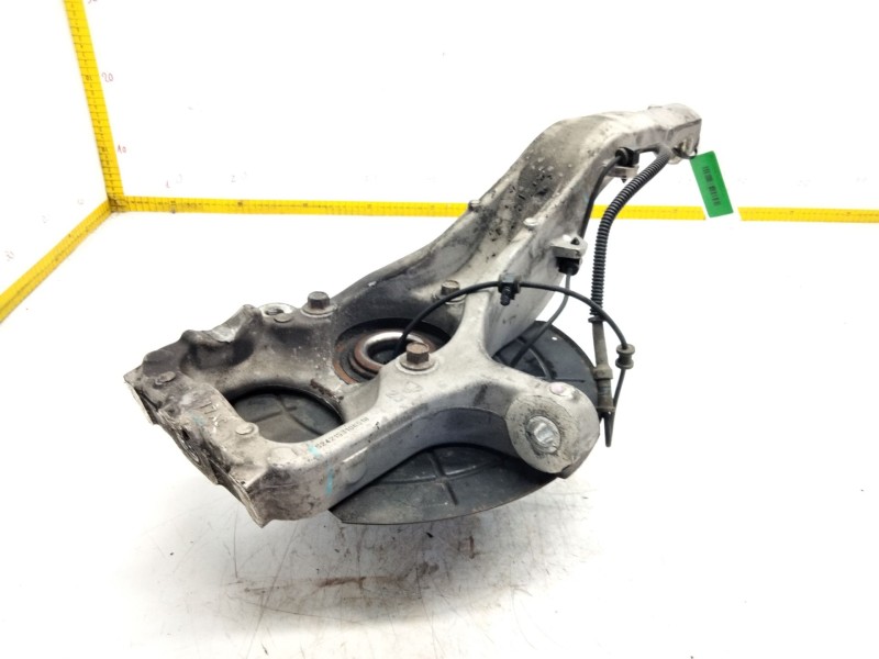 Recambio de mangueta delantera izquierda para jeep gr. cherokee (wh) 3.0 crd cat referencia OEM IAM 5242153106518  