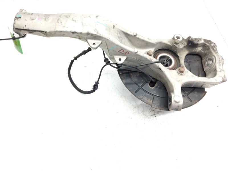 Recambio de mangueta delantera derecha para jeep gr. cherokee (wh) 3.0 crd cat referencia OEM IAM 52090178AC  