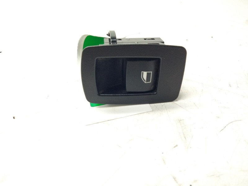 Recambio de mando elevalunas trasero derecho para bmw serie 1 lim. (f20/f21) referencia OEM IAM 920810603  