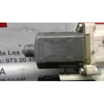 Recambio de motor elevalunas delantero derecho para audi a3 sportback (8p) referencia OEM IAM   