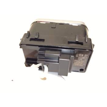 Recambio de pulsador maletero para mercedes-benz gla (h247) gla 200 (247.787) referencia OEM IAM A1678205702  