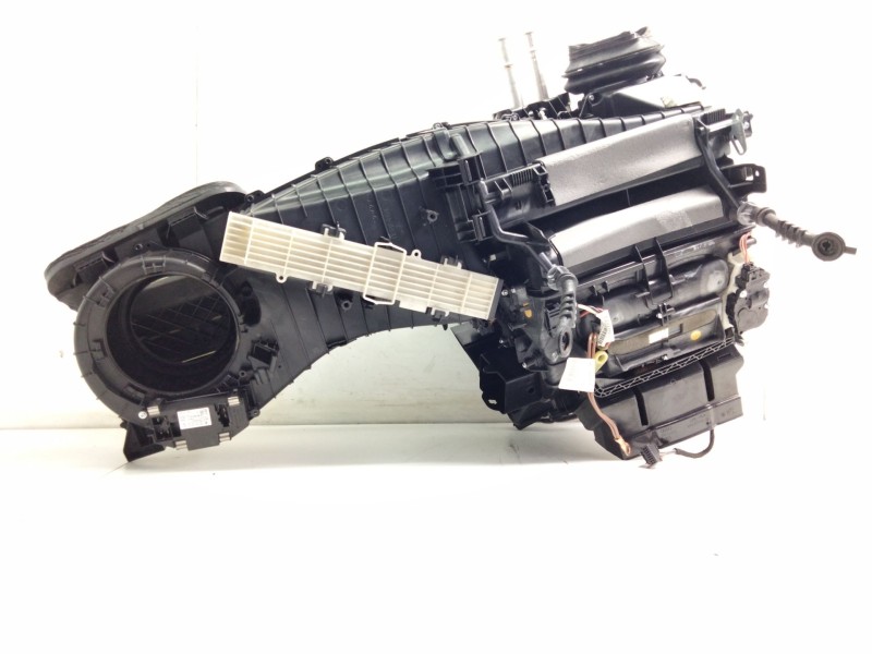 Recambio de calefaccion entera normal para audi a4 berlina (8e) 2.0 tdi quattro (dpf) (103kw) referencia OEM IAM 8K1820005AJ  