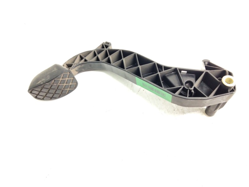 Recambio de pedal embrague para audi a4 berlina (8e) 2.0 tdi quattro (dpf) (103kw) referencia OEM IAM 8K1721316A  
