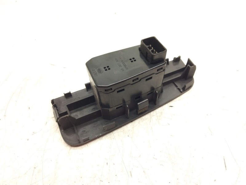 Recambio de mando elevalunas delantero derecho para chevrolet epica 2.0 diesel cat referencia OEM IAM 96327938  